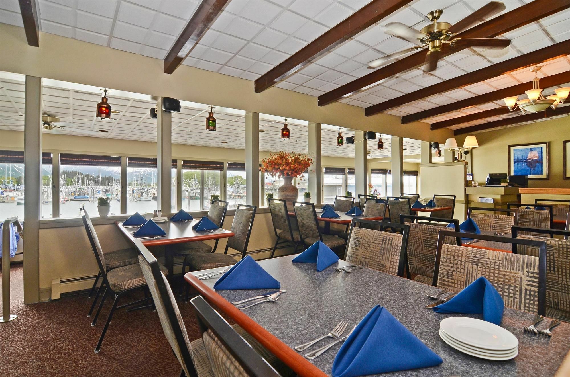 Best Western Valdez Harbor Inn Bagian luar foto