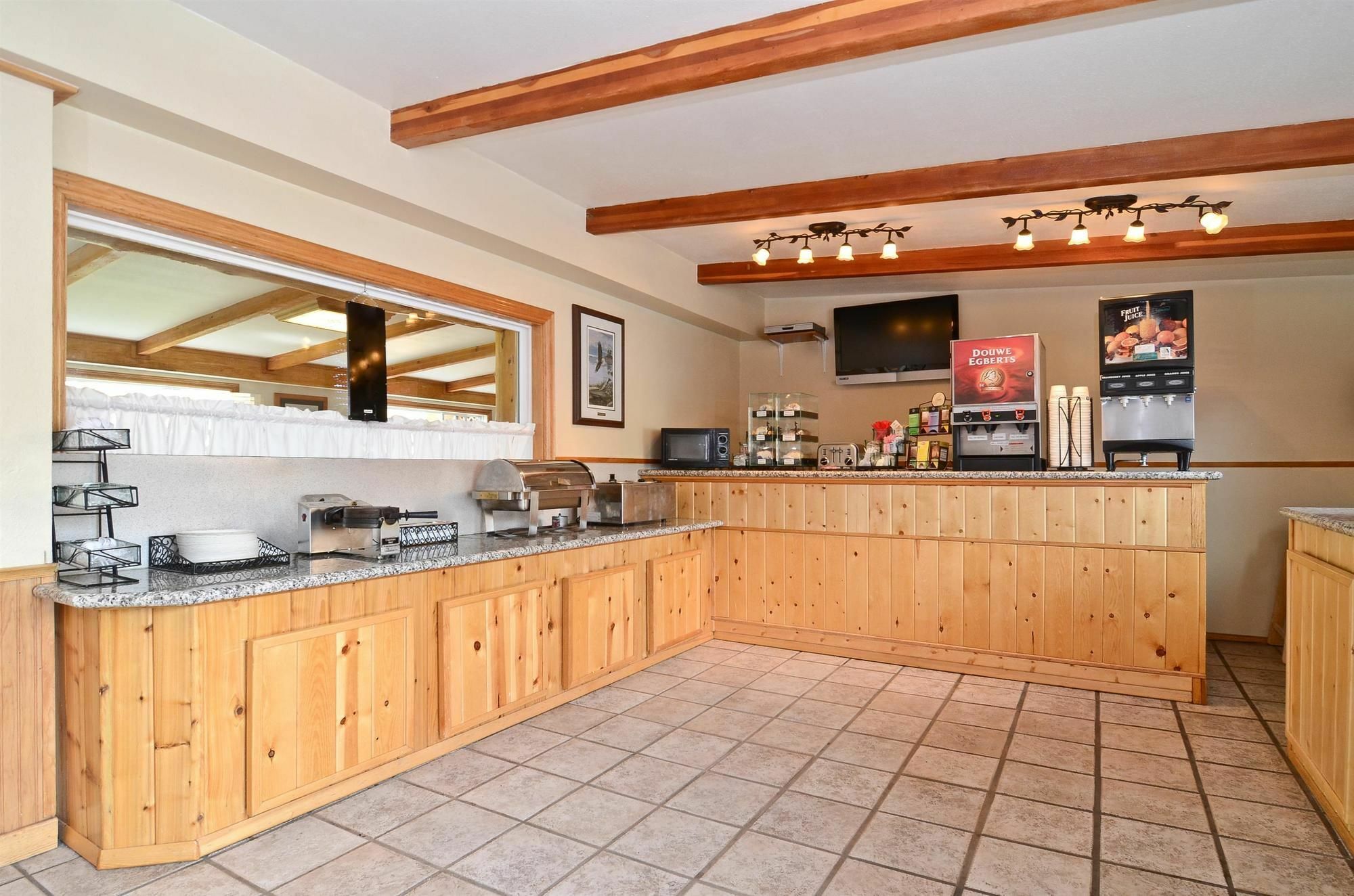 Best Western Valdez Harbor Inn Bagian luar foto
